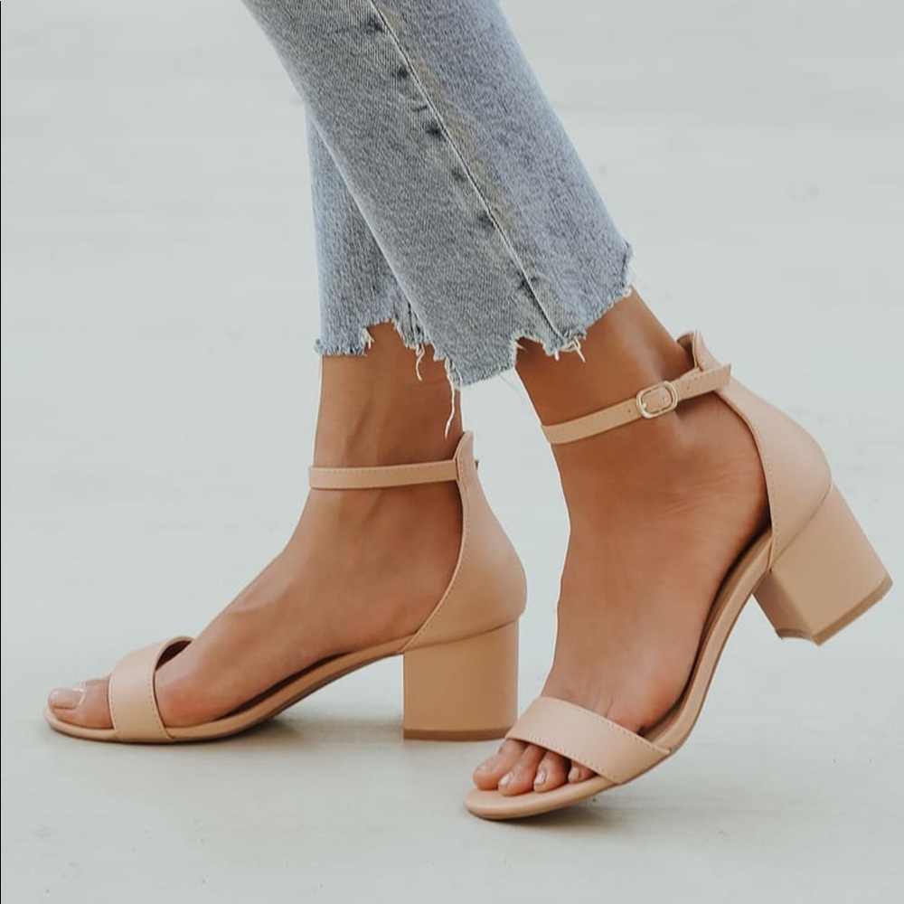 Lulus Harper stacked heel in color almond